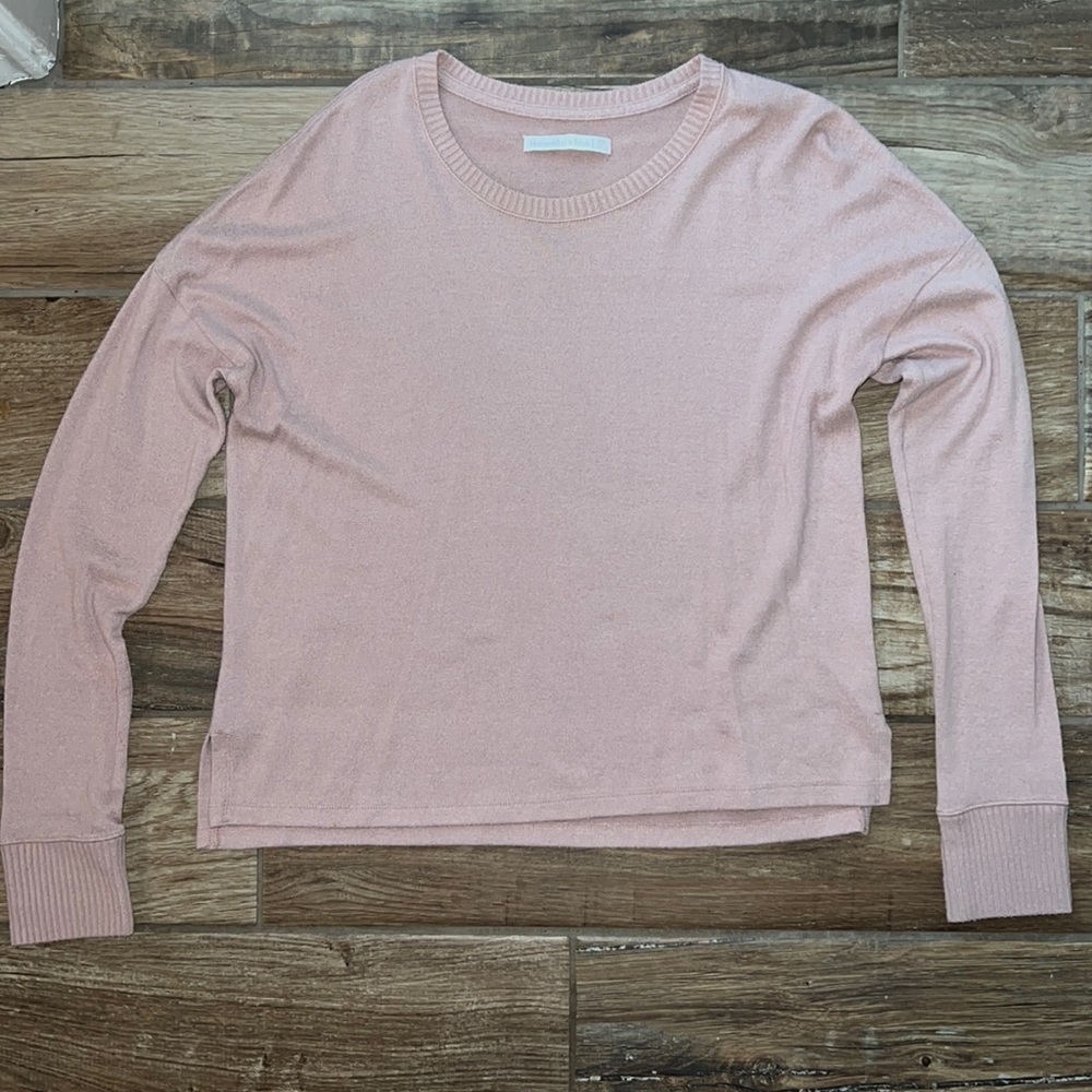Light pink Abercrombie and Fitch sweater